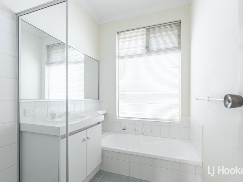 119 Bindoon Loop, Huntingdale WA 6110