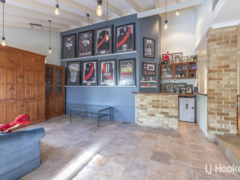 12 Reed Close, Thornlie WA 6108