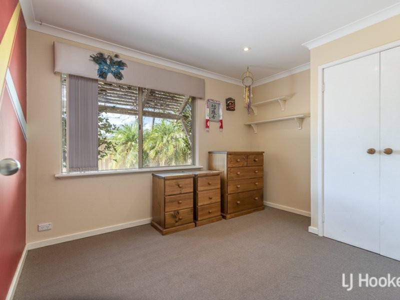 12 Reed Close, Thornlie WA 6108