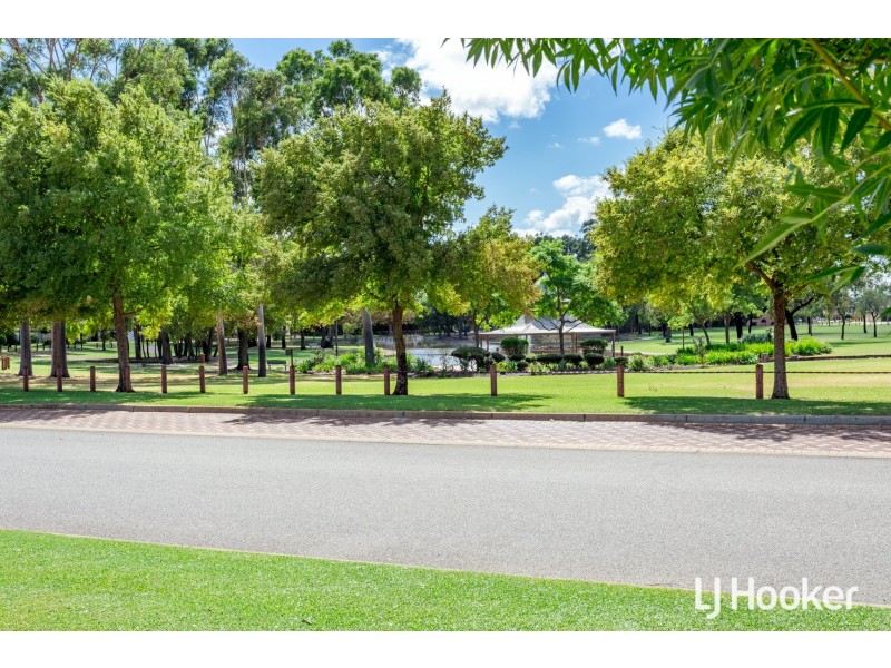 55 Sandringham Promenade, Canning Vale WA 6155