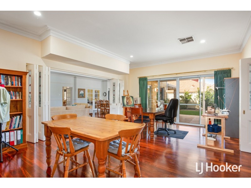 55 Sandringham Promenade, Canning Vale WA 6155