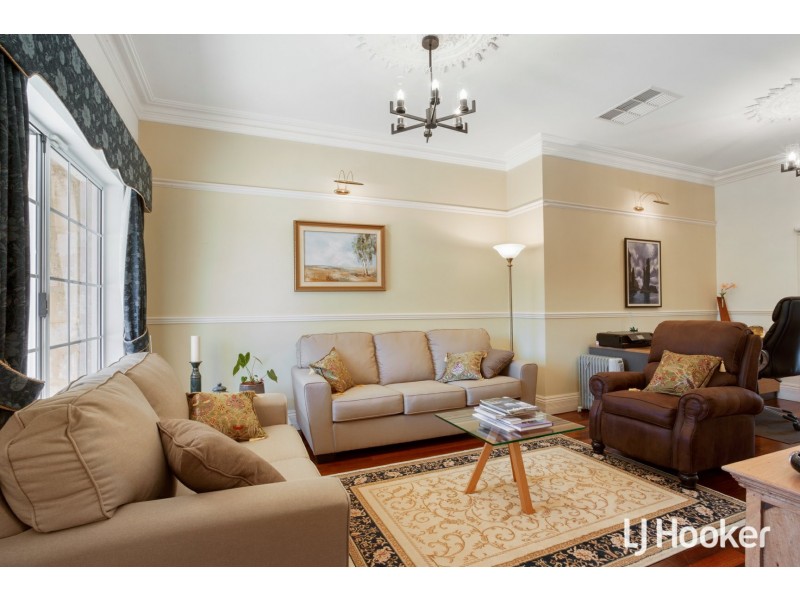 55 Sandringham Promenade, Canning Vale WA 6155