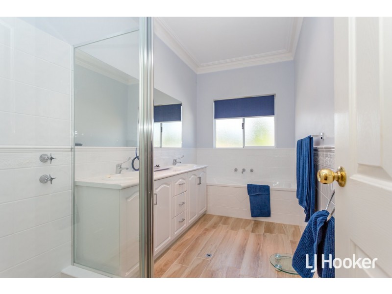 55 Sandringham Promenade, Canning Vale WA 6155