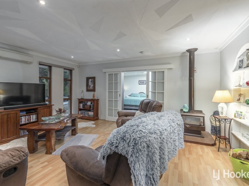 290 Chevin Road, Roleystone WA 6111