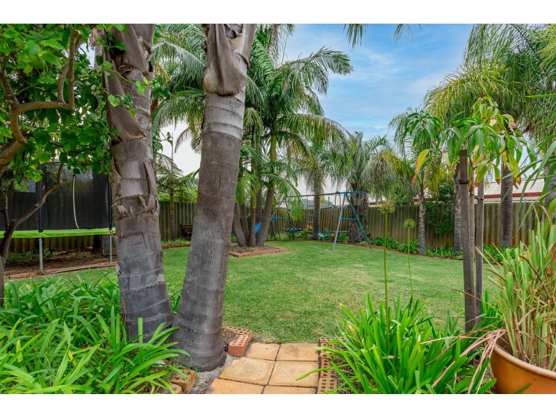 92 Huntingdale Road, Huntingdale WA 6110