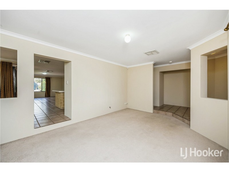 18 Bellbird Avenue, Huntingdale WA 6110