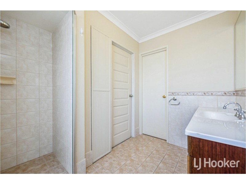 18 Bellbird Avenue, Huntingdale WA 6110