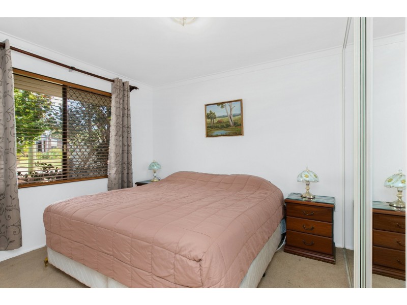 24 Storey Road, Thornlie WA 6108