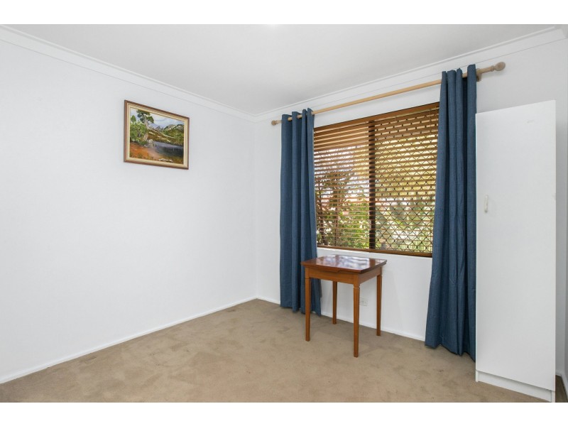 24 Storey Road, Thornlie WA 6108