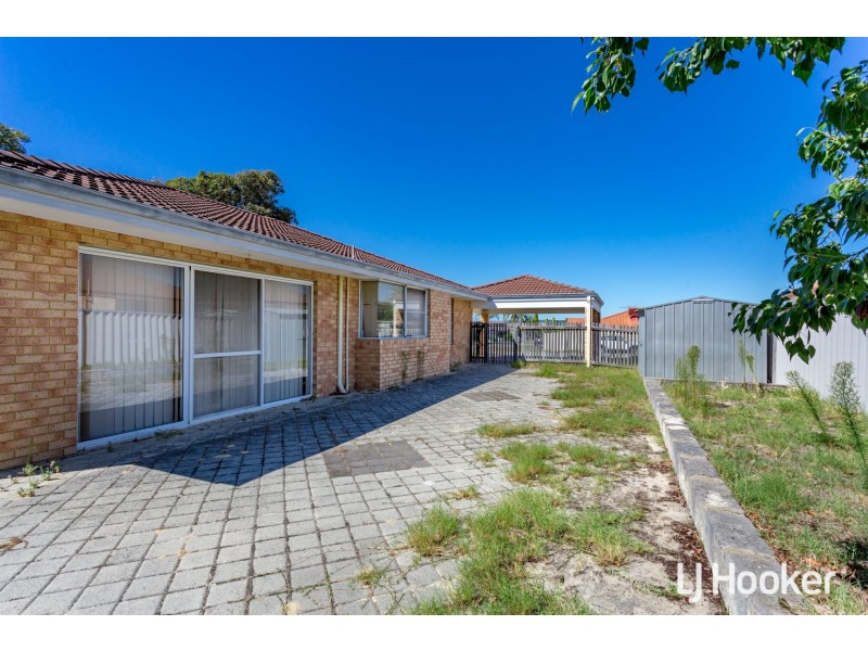 121 Bindoon Loop, Huntingdale WA 6110