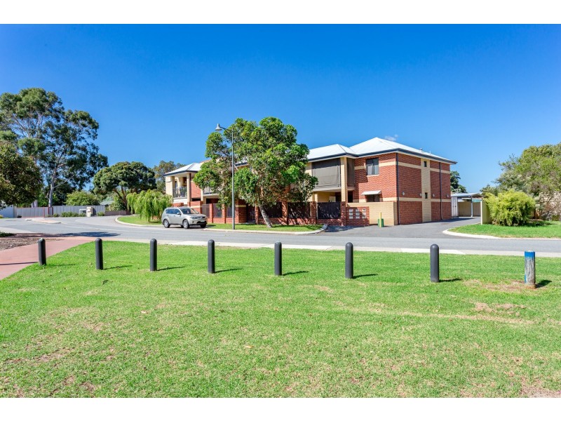 3/47 Stretton Way, Kenwick WA 6107