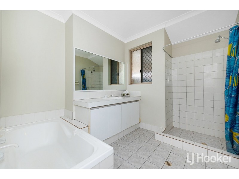 6 Colonial Place, Gosnells WA 6110