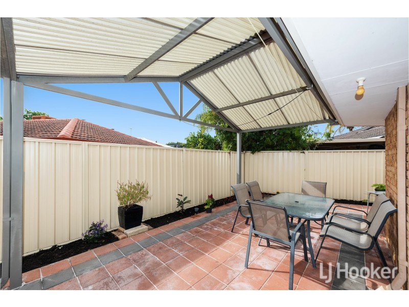 6 Colonial Place, Gosnells WA 6110