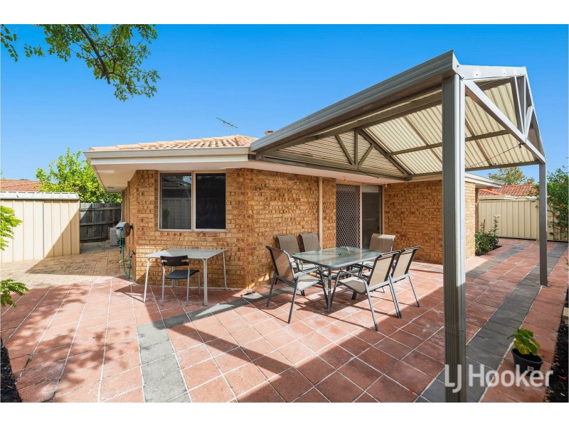 6 Colonial Place, Gosnells WA 6110