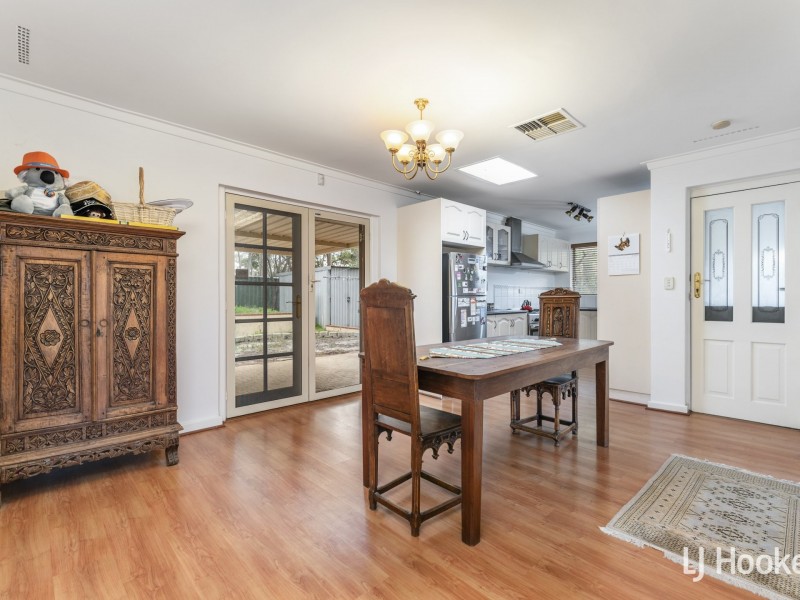 9 Debenham Street, Thornlie WA 6108