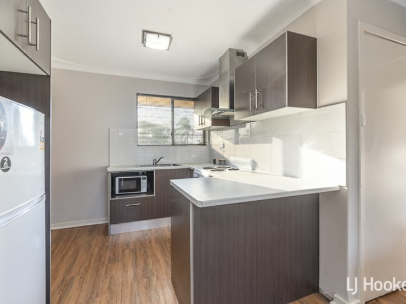 8/45 Probert Road, Thornlie WA 6108