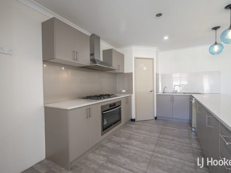 6A Bernice Way, Thornlie WA 6108