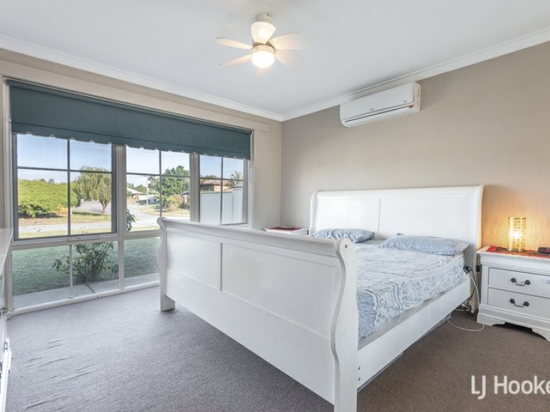 16 Westerham Way, Huntingdale WA 6110