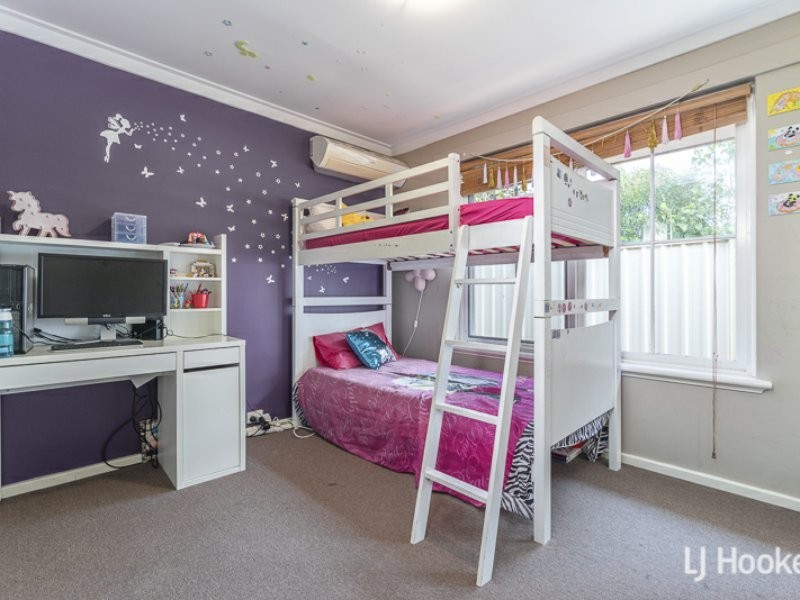 16 Westerham Way, Huntingdale WA 6110