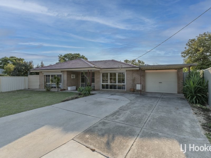 16 Westerham Way, Huntingdale WA 6110