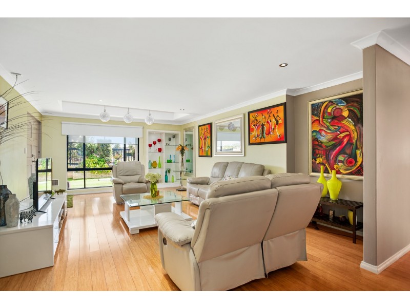 66 Ovens Road, Thornlie WA 6108