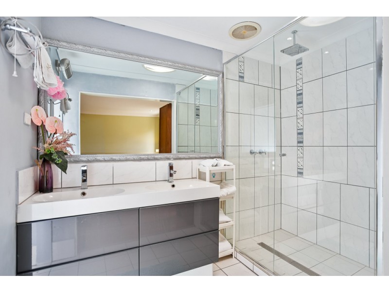 66 Ovens Road, Thornlie WA 6108