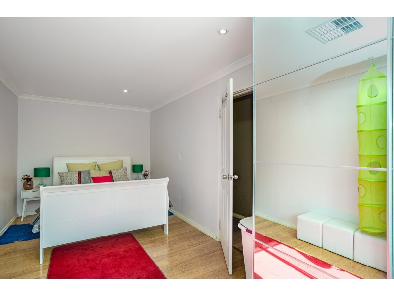 66 Ovens Road, Thornlie WA 6108