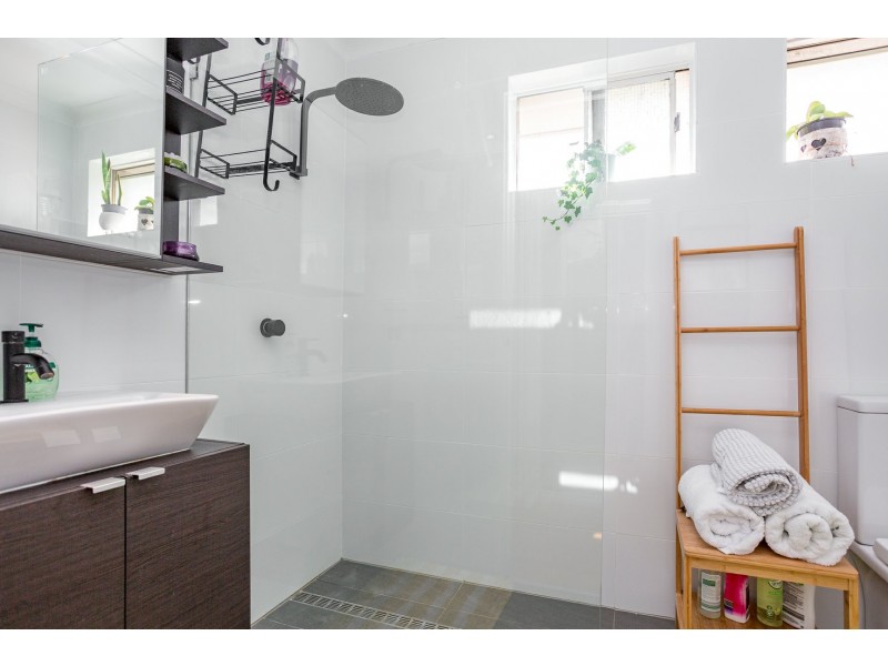 66 Ovens Road, Thornlie WA 6108