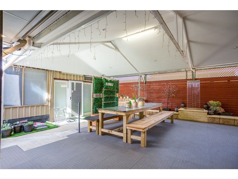 66 Ovens Road, Thornlie WA 6108