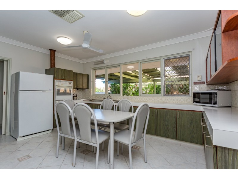 25 Ovens Road, Thornlie WA 6108