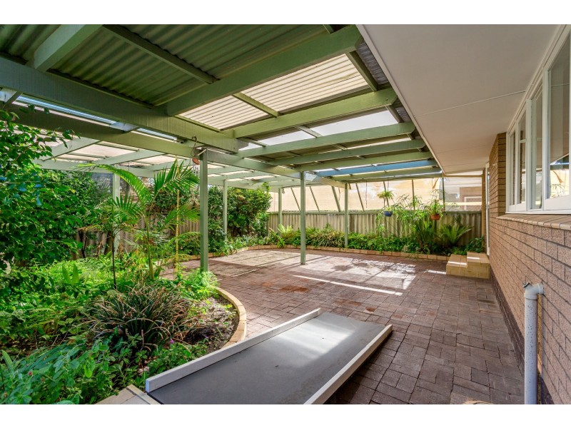 25 Ovens Road, Thornlie WA 6108