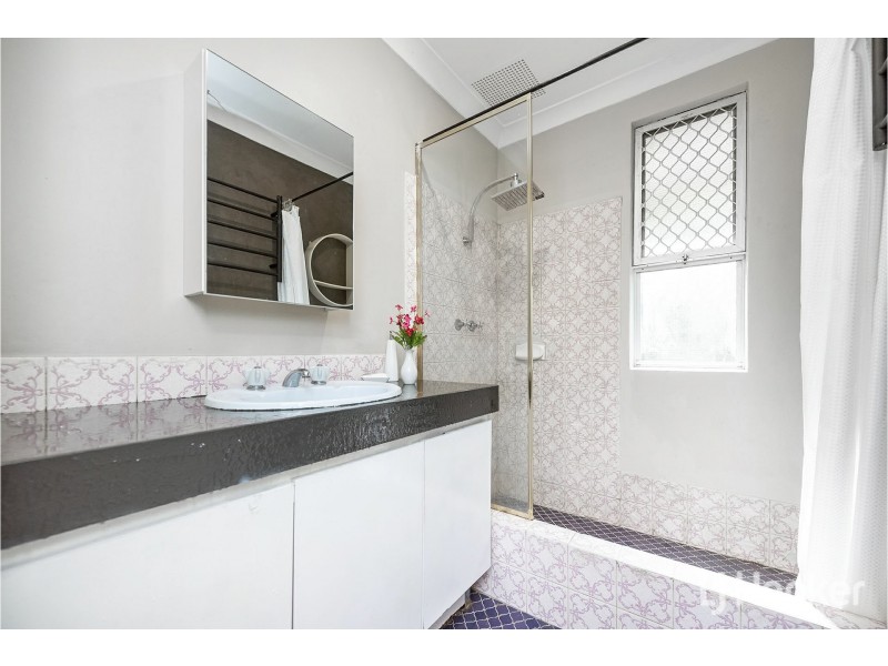 6 Otley Place, Gosnells WA 6110