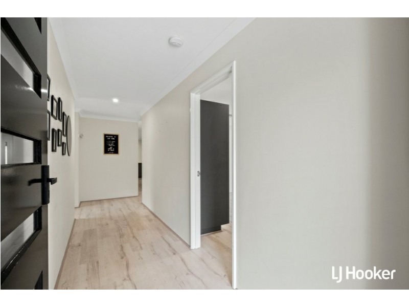 13 Wida Way, Byford WA 6122