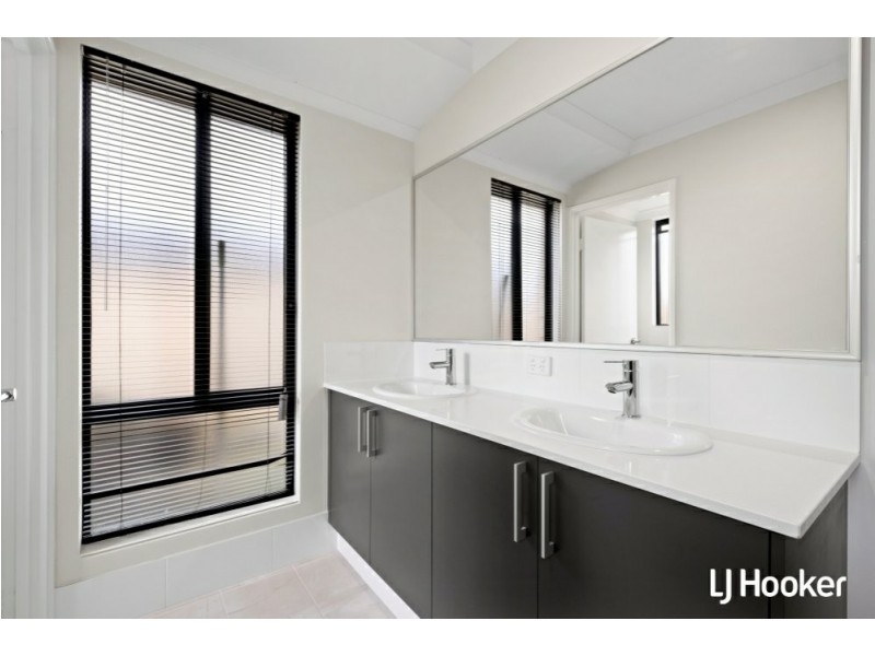 13 Wida Way, Byford WA 6122