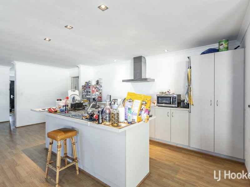 23 Cologne Parkway, Piara Waters WA 6112