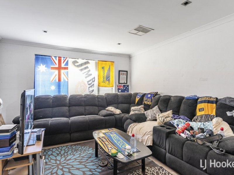 23 Cologne Parkway, Piara Waters WA 6112