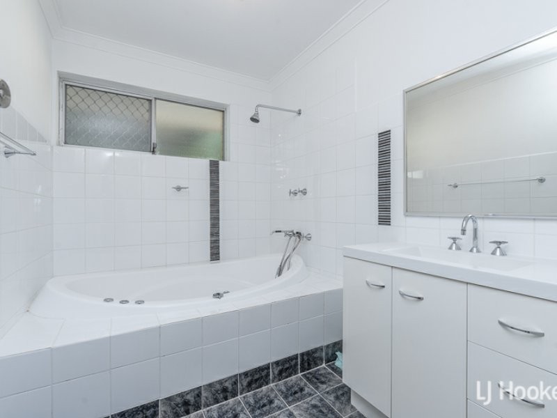 11 Shere Street, Kenwick WA 6107