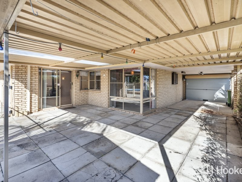 45 Bluegum Road, Thornlie WA 6108