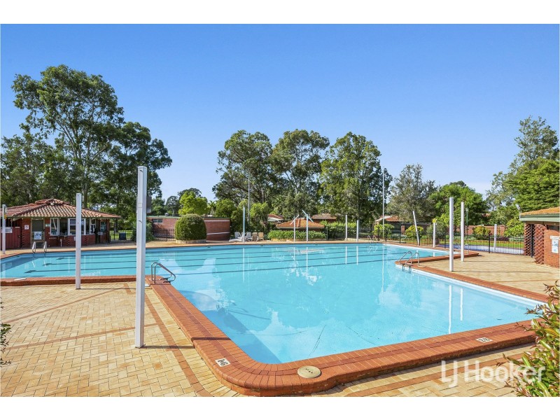 89 Regency Drive, Thornlie WA 6108