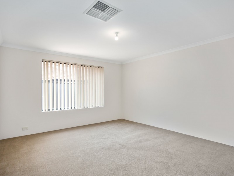 20 Elliot Place, Thornlie WA 6108