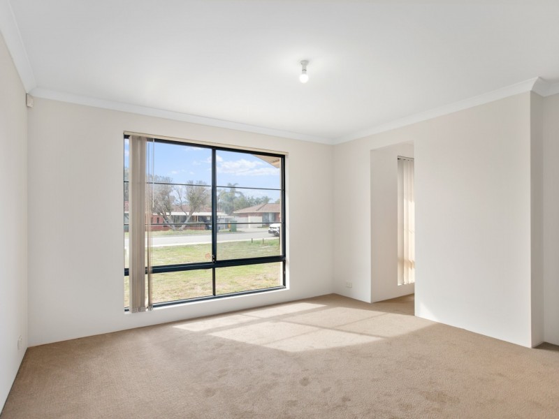 20 Elliot Place, Thornlie WA 6108