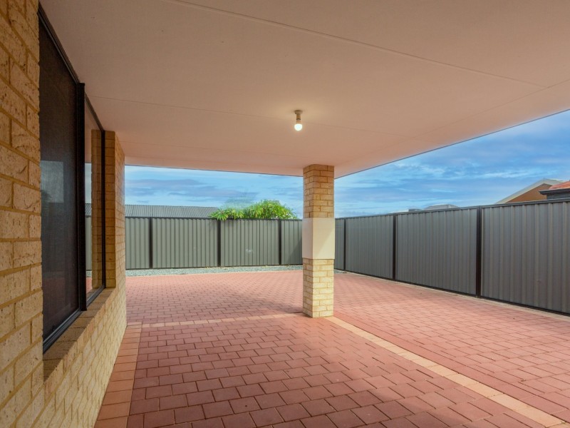 20 Elliot Place, Thornlie WA 6108