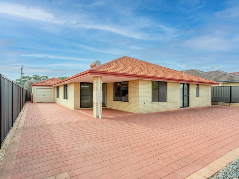 20 Elliot Place, Thornlie WA 6108