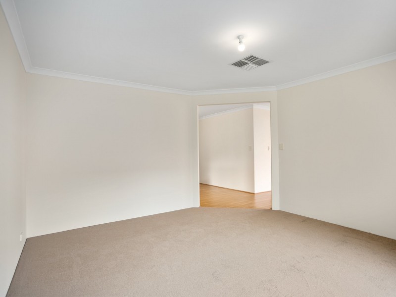 20 Elliot Place, Thornlie WA 6108