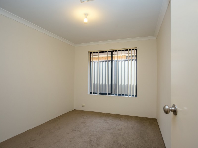 20 Elliot Place, Thornlie WA 6108