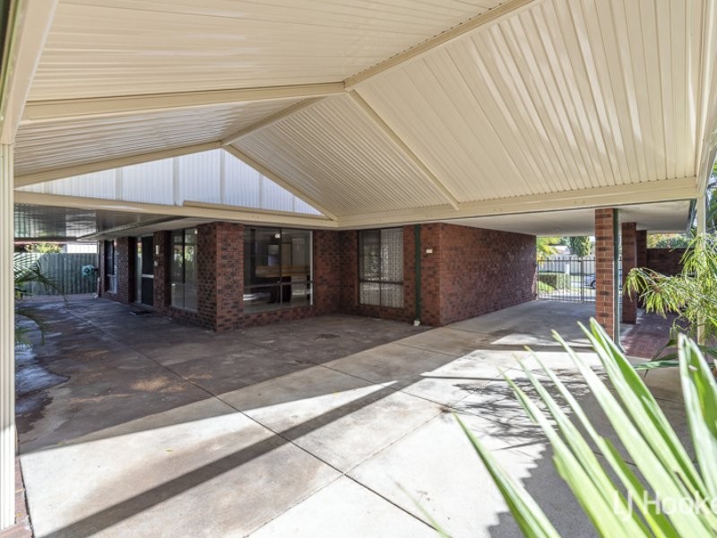 21 Osprey Way, Thornlie WA 6108