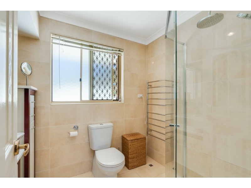 13 Rushton Terrace, Mount Nasura WA 6112