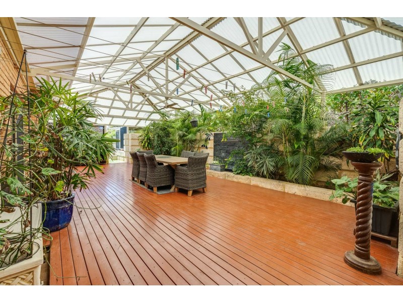 13 Rushton Terrace, Mount Nasura WA 6112