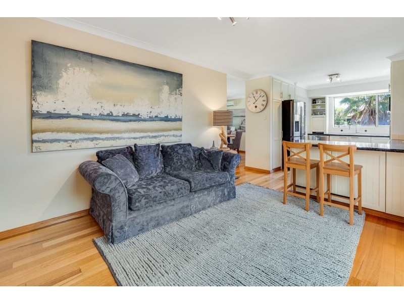 13 Rushton Terrace, Mount Nasura WA 6112