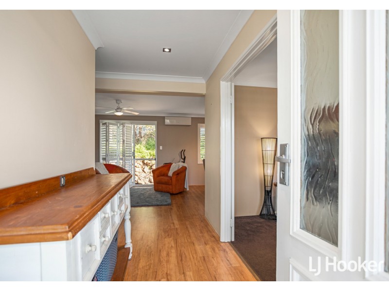 4 Emerald Place, Mount Richon WA 6112